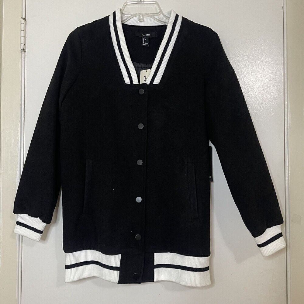 NEW! Forever 21 black fleece varsity snap button oversized jacket size US small